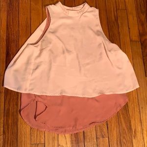 Medium Sleeveless Blouse